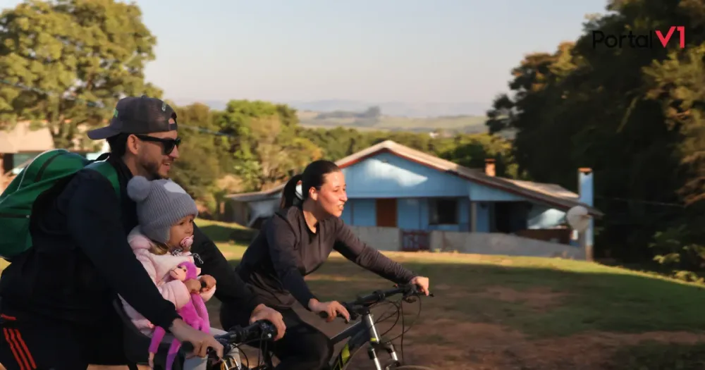 Pedal do Trabalhador reúne moradores de Cândido de Abreu em celebração ao 1º de Maio