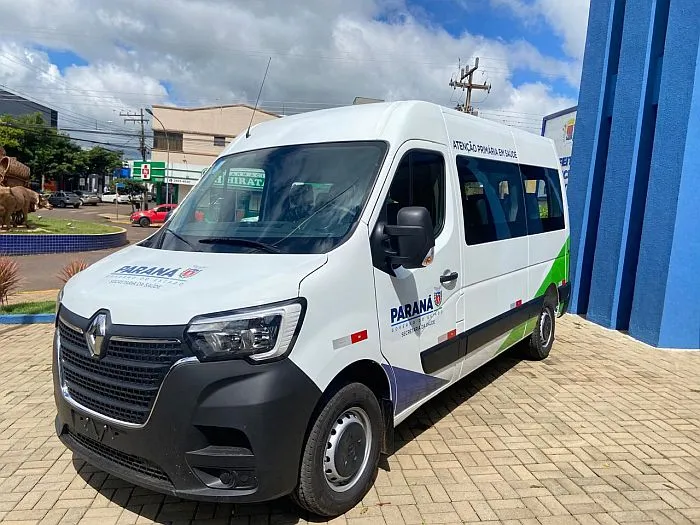 Prefeitura de Faxinal Adquire Nova Van para Transporte de Pacientes