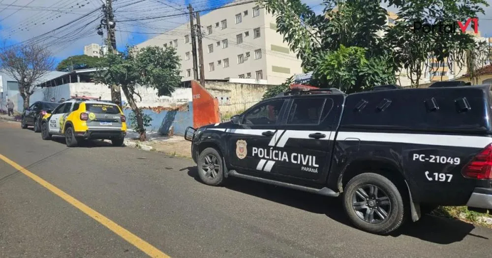 Homem é Encontrado Morto em Terreno no Centro de Cidade no Paraná; Polícia Suspeita de Homicídio