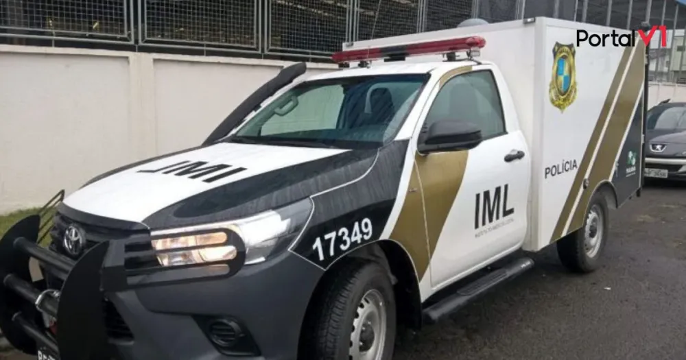 Adolescente de 15 anos morre após trator cair em lagoa no Paraná