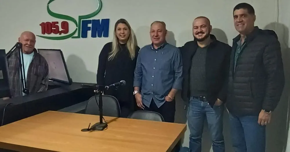 Dr. Elias Gregório, Prefeito Rildo da Padaria e Secretária de Saúde Simone Tavares destacam avanços na Saúde de São Pedro do Ivaí na Rádio 105,9 FM