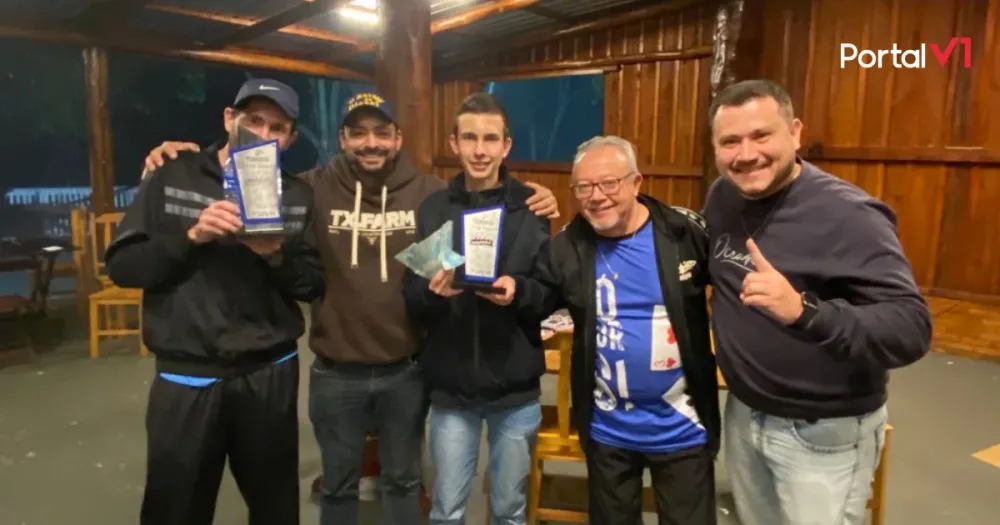 Dupla de Manoel Ribas conquista o topo no Truco em Ivaiporã