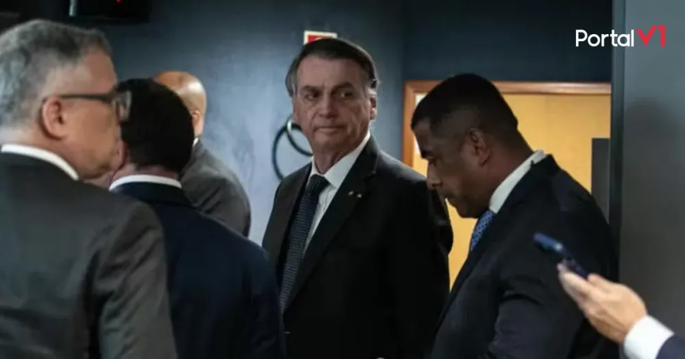 Bolsonaro pede desculpas a Moraes e STF por acusações infundadas em reunião ministerial