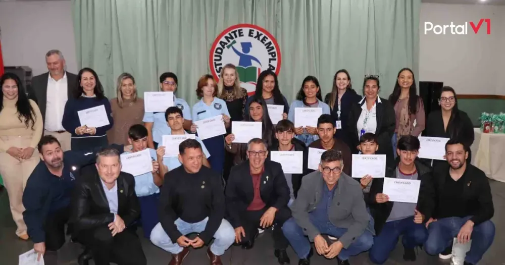 Estudantes ganham chance de estagiar na Prefeitura de Ivaiporã