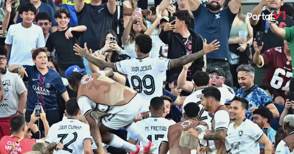 Imprensa internacional destaca vitória do Botafogo sobre o PSG: “Porrada histórica”
