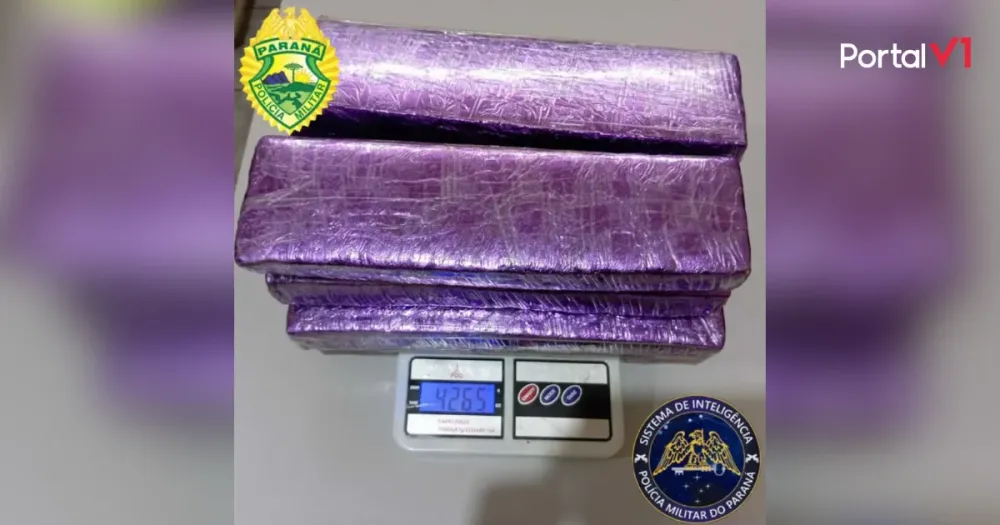 Polícia apreende mais de R$ 100 mil em drogas em casa abandonada no centro de Ivaiporã