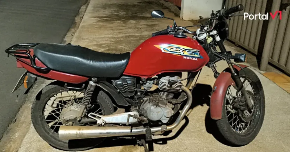 Condutor sem CNH tem motocicleta apreendida após tentativa de desviar de viatura em São Pedro do Ivaí