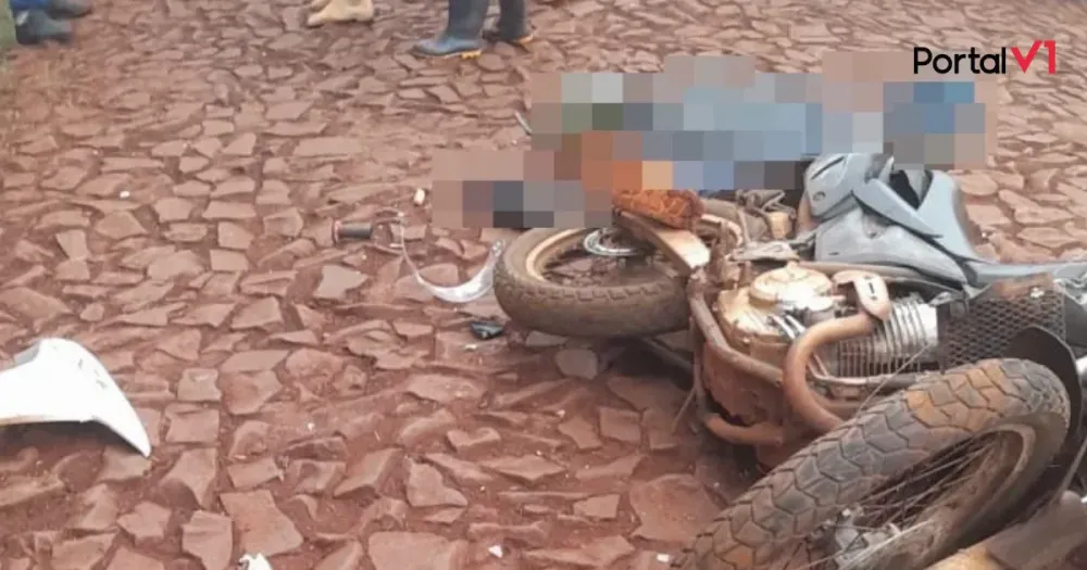 Motociclista morre após bater na carreta de trator em Marilândia do Sul
