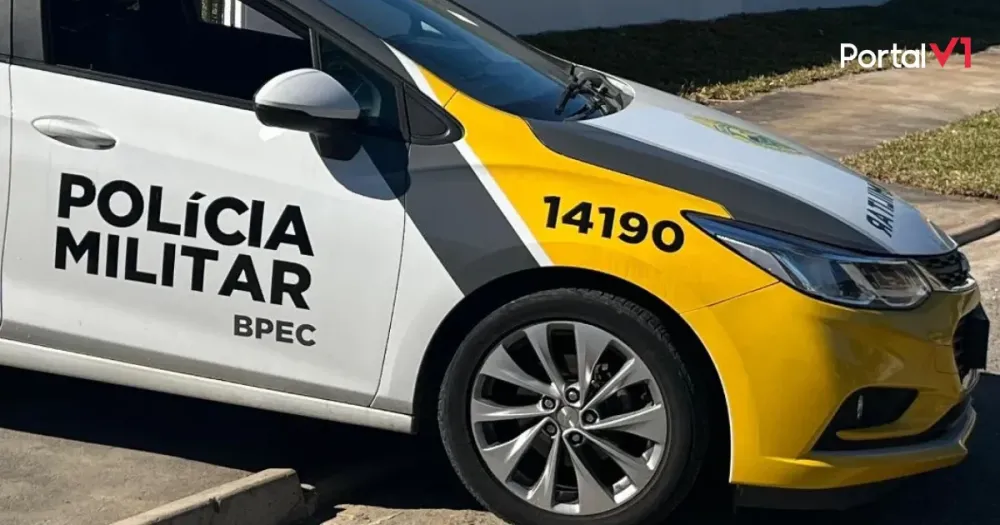 Aluno é pego com 11 'baseados' e faca dentro de colégio