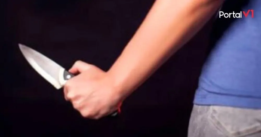 Adolescente grávida de 16 anos mata padastro idoso a facadas