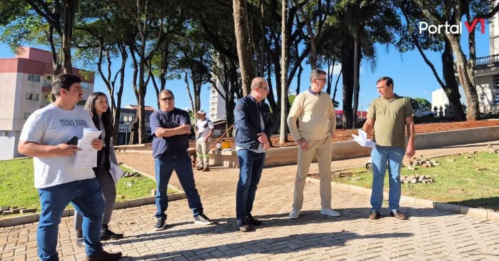 Ivaiporã entrega nova Praça Padre Yves Guéguen no Dia do Padroeiro