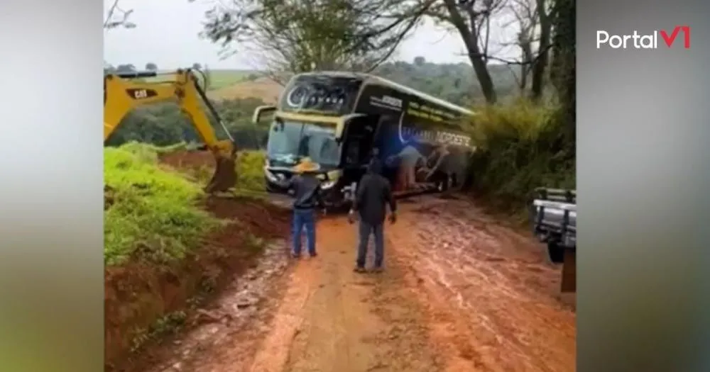 Fugitivo da cadeia furta ônibus em Cianorte e é preso após perseguição