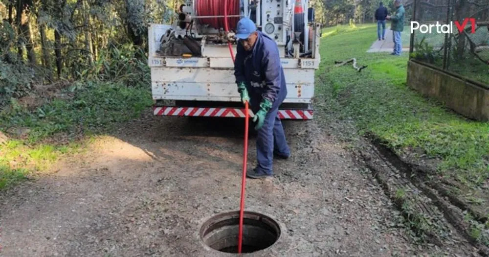 Sanepar busca parceiro para usar rede de esgoto na passagem de fibras ópticas