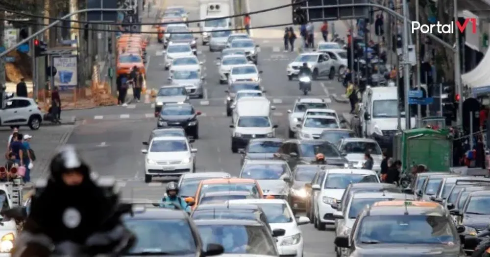 Prazo para pagar licenciamento de veículos no Paraná começa nesta sexta-feira (15)