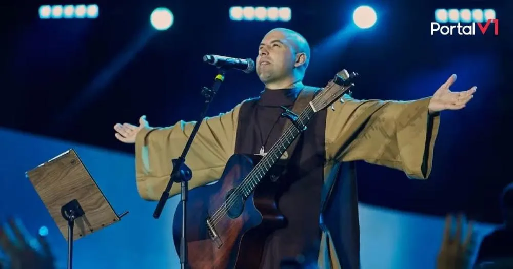 Frei Gilson faz história na Festa de Barretos diante de 60 mil pessoas