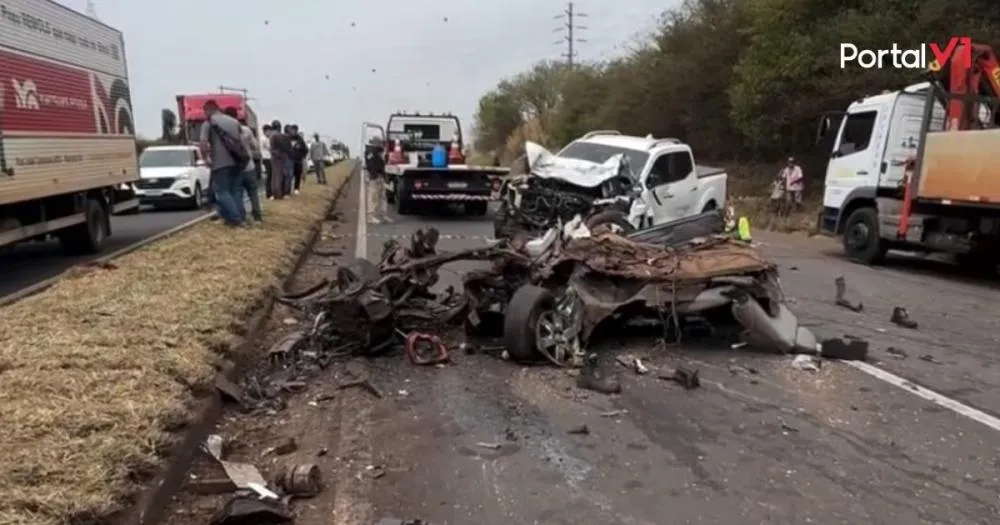 Grave acidente na BR-376 entre Sarandi e Marialva: veículo parte ao meio em colisão impressionante