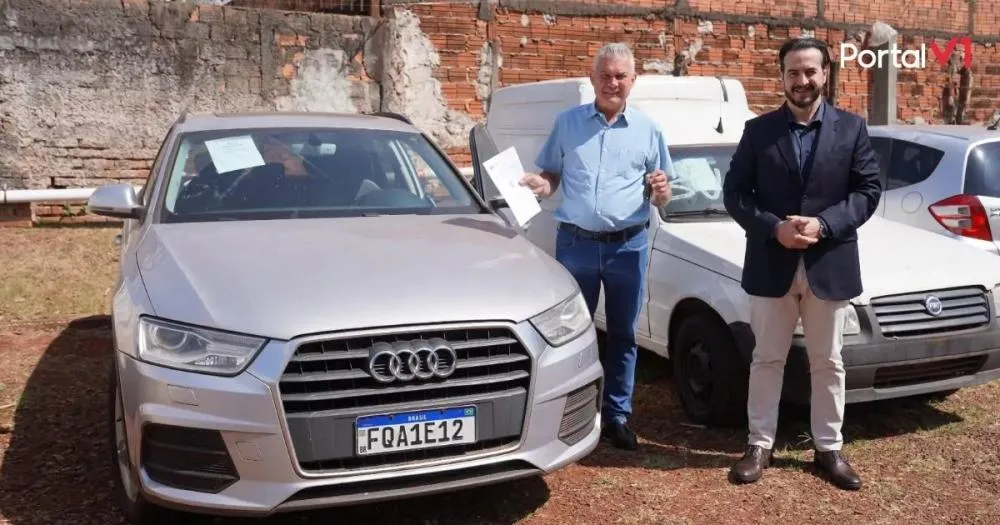 Faxinal recebe três veículos doados pela Receita Federal