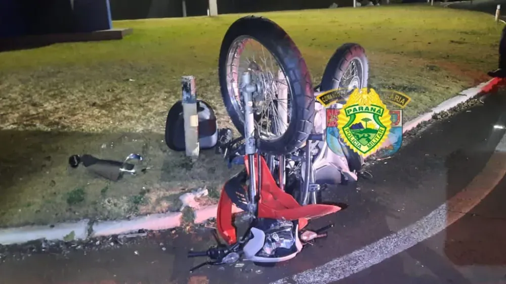 Colisão frontal deixa motociclista ferido na PR-090