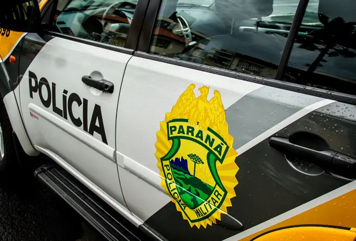 Homem morre após assaltar farmácia e trocar tiros com a PM no Paraná