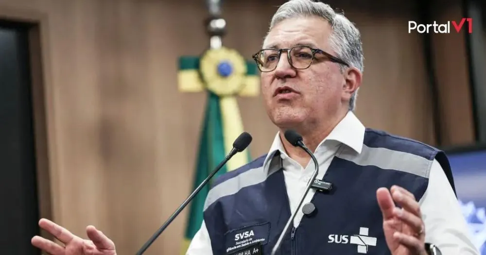 Intoxicação por metanol: casos suspeitos devem aumentar, diz ministro