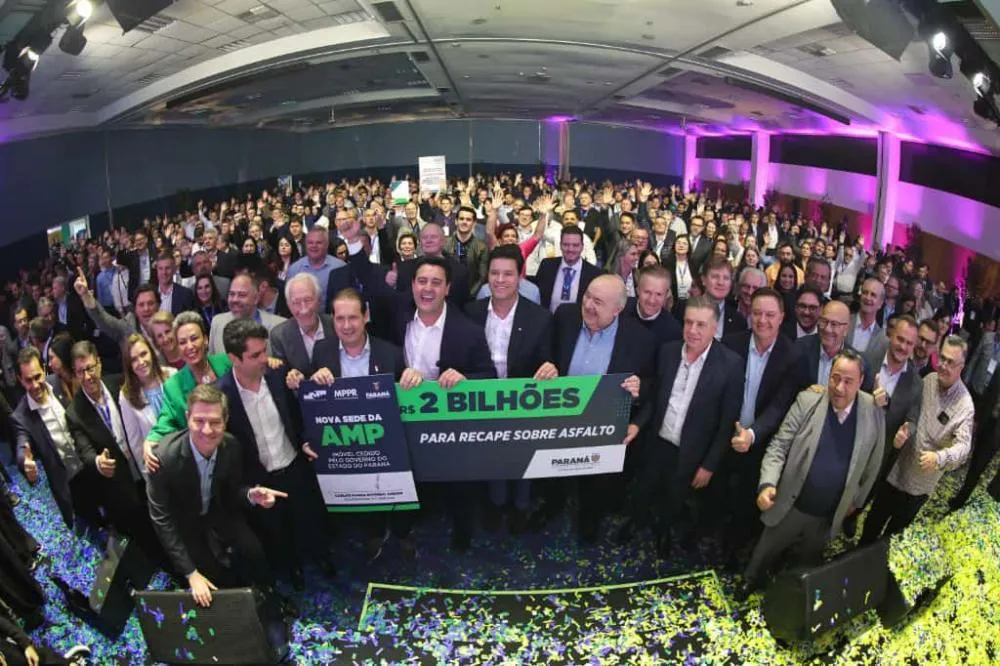 Ratinho Junior anuncia R$ 2 bilhões para recape asfáltico em cidades do Paraná