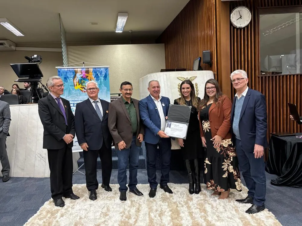 Prefeito Rildo da Padaria é reconhecido como um dos principais gestores públicos do Paraná