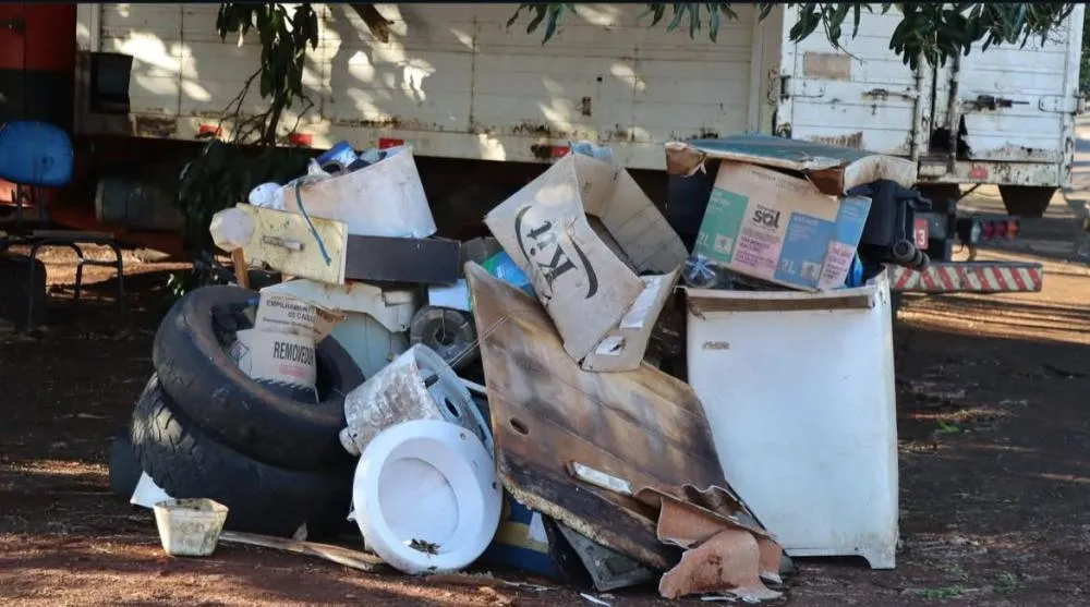 Ivaiporã intensifica limpeza urbana e combate à dengue com 841 viagens de caminhões