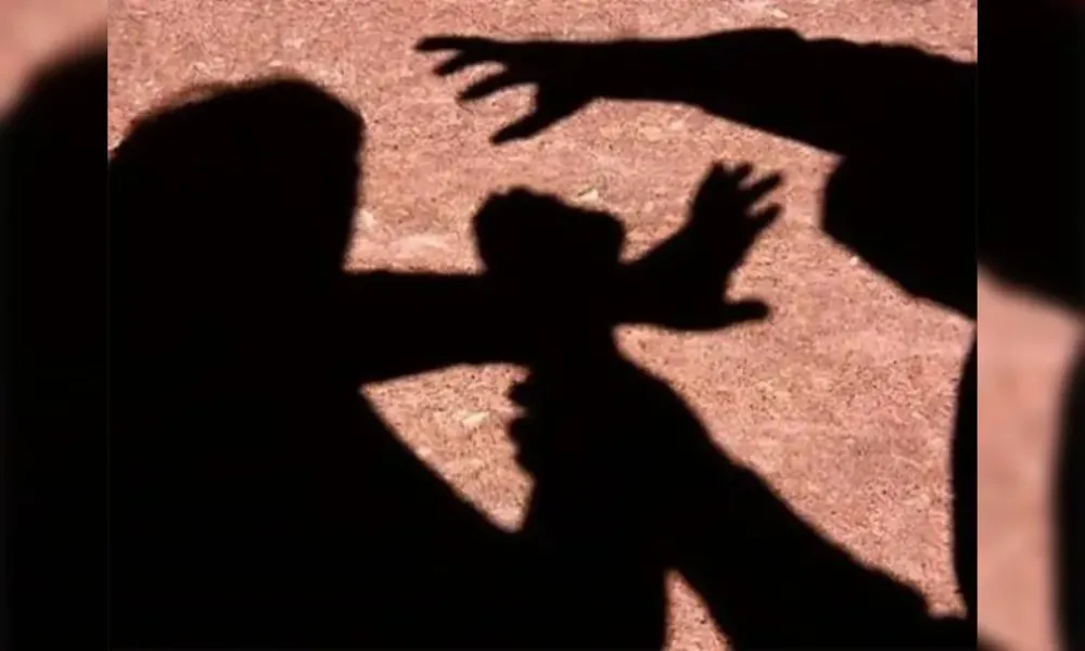 Vítima persegue e detém homem que furtou seu celular em Arapongas