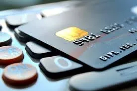 Golpistas causam prejuízo de R$ 9 mil a idosa de Borrazópolis