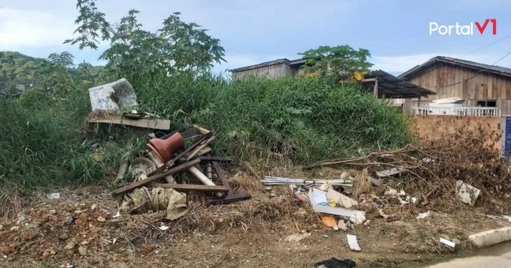 ATENÇÃO: Prefeitura de São Pedro do Ivaí exige limpeza de terrenos urbanos em 10 dias