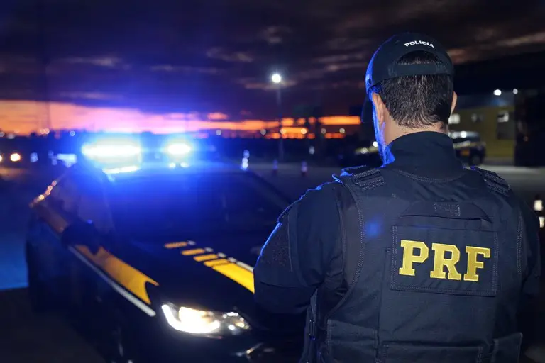 Pedestre perde a vida na BR-277 e motorista desaparece após atropelamento