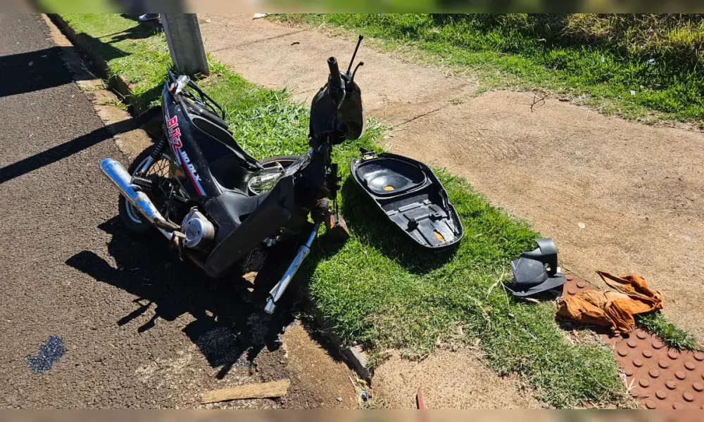 Dois motociclistas ficam feridos em acidente no Residencial Solo Sagrado