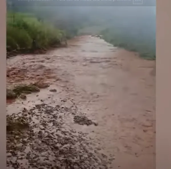 Rio Tuelo transborda e deixa moradores isolados na zona rural de Apucarana