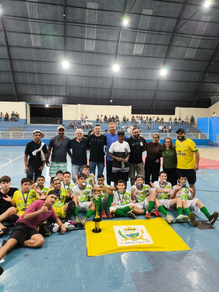 Sub-13 de São Pedro do Ivaí Vence o Circuito do Vale do Ivaí de Futsal