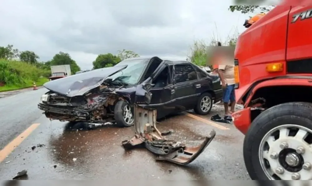 Ultrapassagem malsucedida provoca colisão na BR-369 entre Jandaia e São José