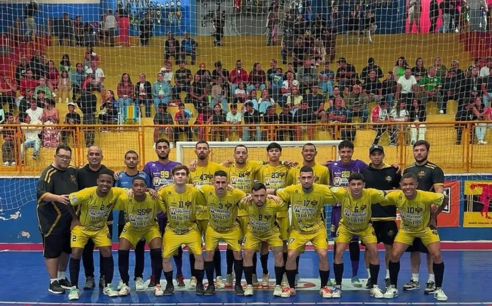 Com 7 a 2, Ibiporã pressiona Prude e leva decisão quente para Prudentópolis