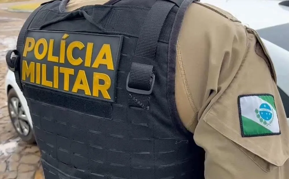 Veículo com alerta de furto é encontrado sem rodas na área rural de Pitanga