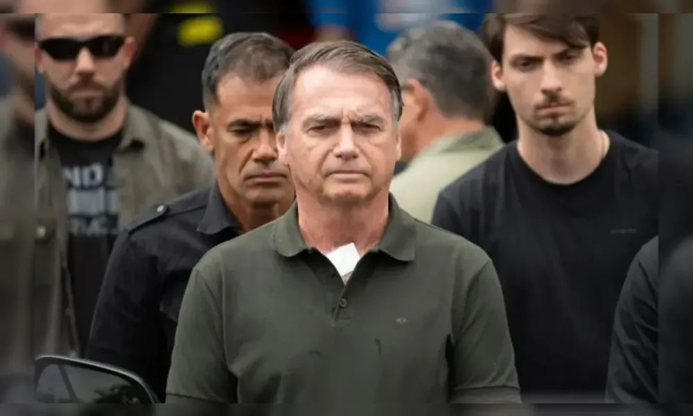 STF rejeita recursos, e Bolsonaro é detido pela Polícia Federal