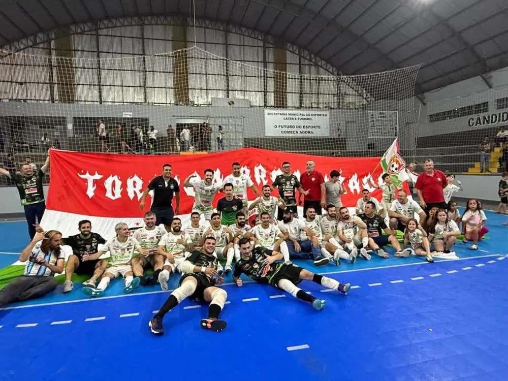 É finalista! Cândido garante vaga e sobe para a Série Prata 2026