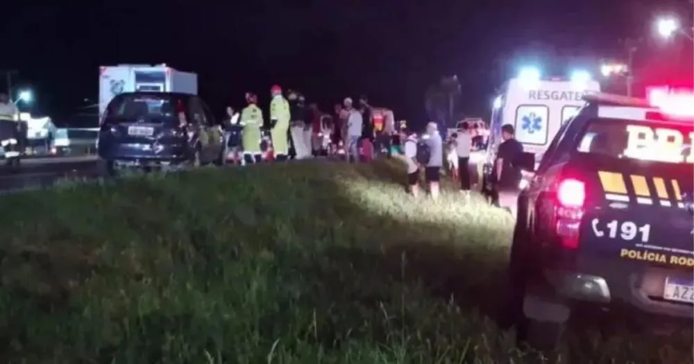 Motociclista é arrastado por carro e morre em rodovia no Paraná