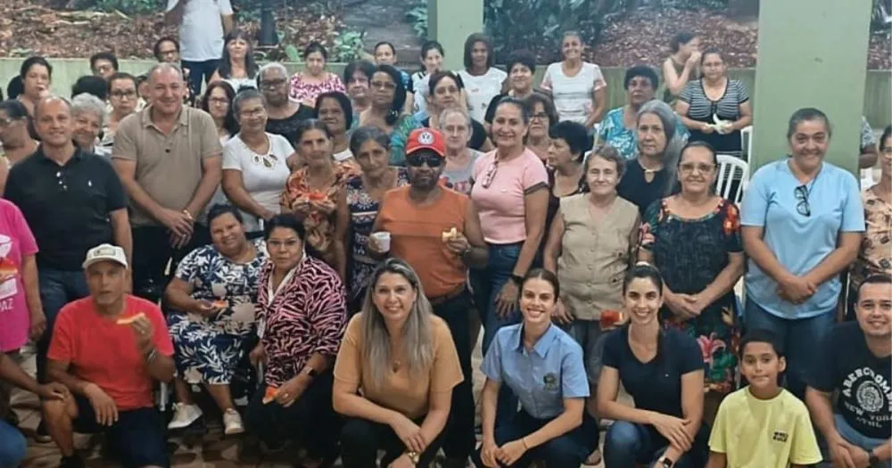 São Pedro do Ivaí: Gestão Municipal promove evento de carnaval pra terceira idade