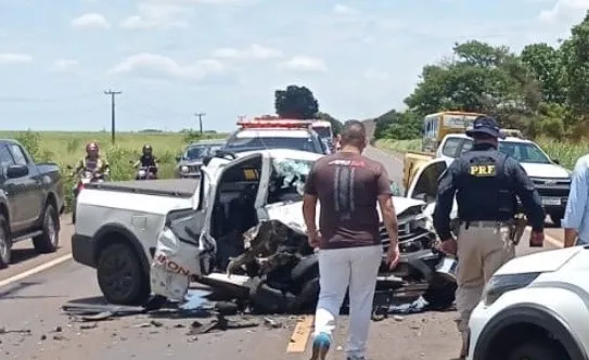 Acidente grave na BR-369 termina com caminhonete tombada e vítima socorrida de helicóptero