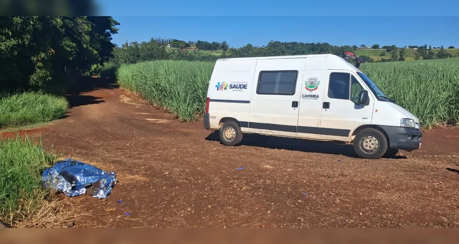 Impacto devastador entre motocicleta e caminhonete deixa vítima fatal e mobiliza equipes de socorro em Cambira