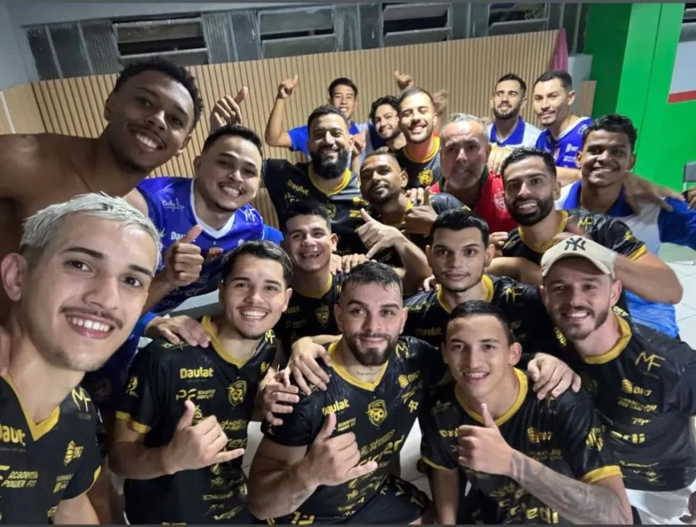 Cândido Futsal vence a forte equipe do Coronel, assume a liderança e evidencia a força do projeto