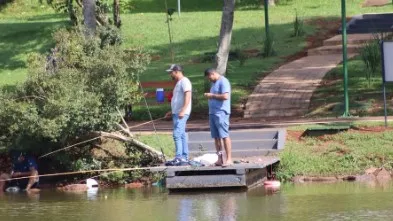 Prefeitura de Ivaiporã libera pesca em lagos públicos e transforma espaços em opção de lazer com regras e consciência ambiental