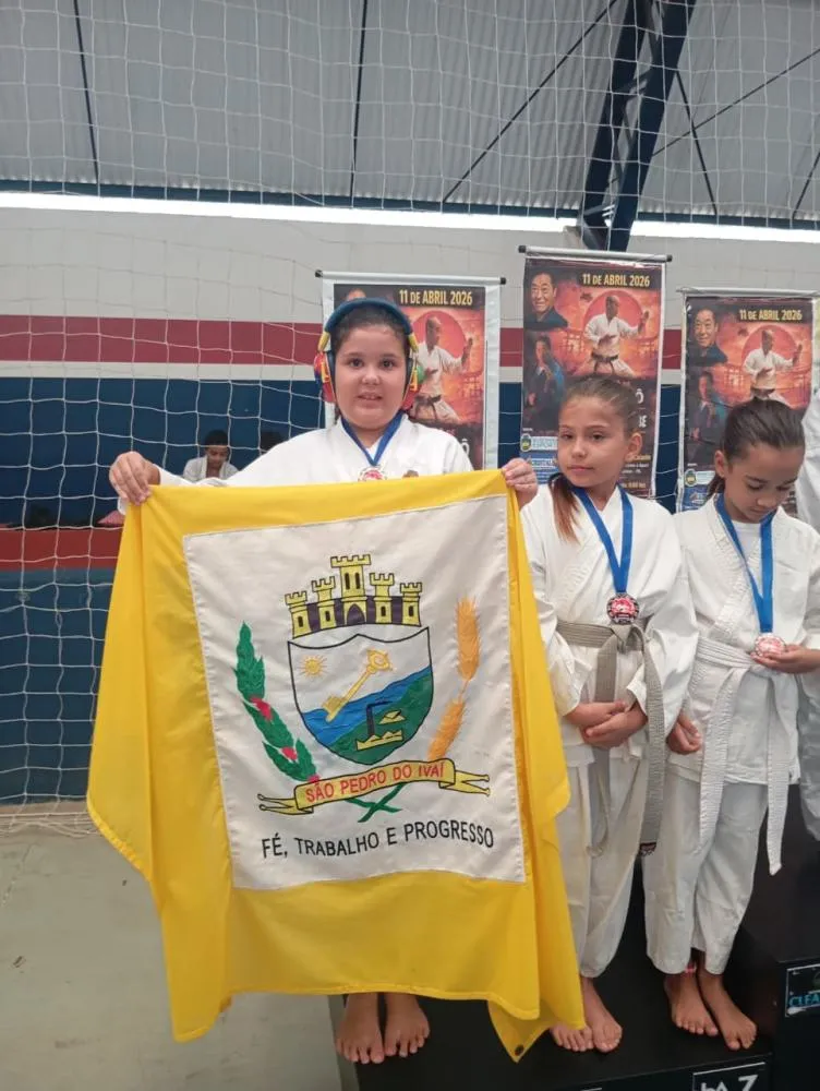Orgulho de São Pedro do Ivaí: criança autista brilha no karatê, conquista pódio e emociona com exemplo de superação