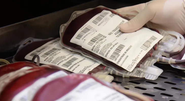 Trabalhadores com carteira assinada poderão ganhar duas folgas remuneradas por ano para doar sangue