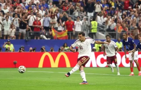 Espanha vence a França, elimina a atual vice-campeã mundial e garante vaga na grande final da Copa do Mundo