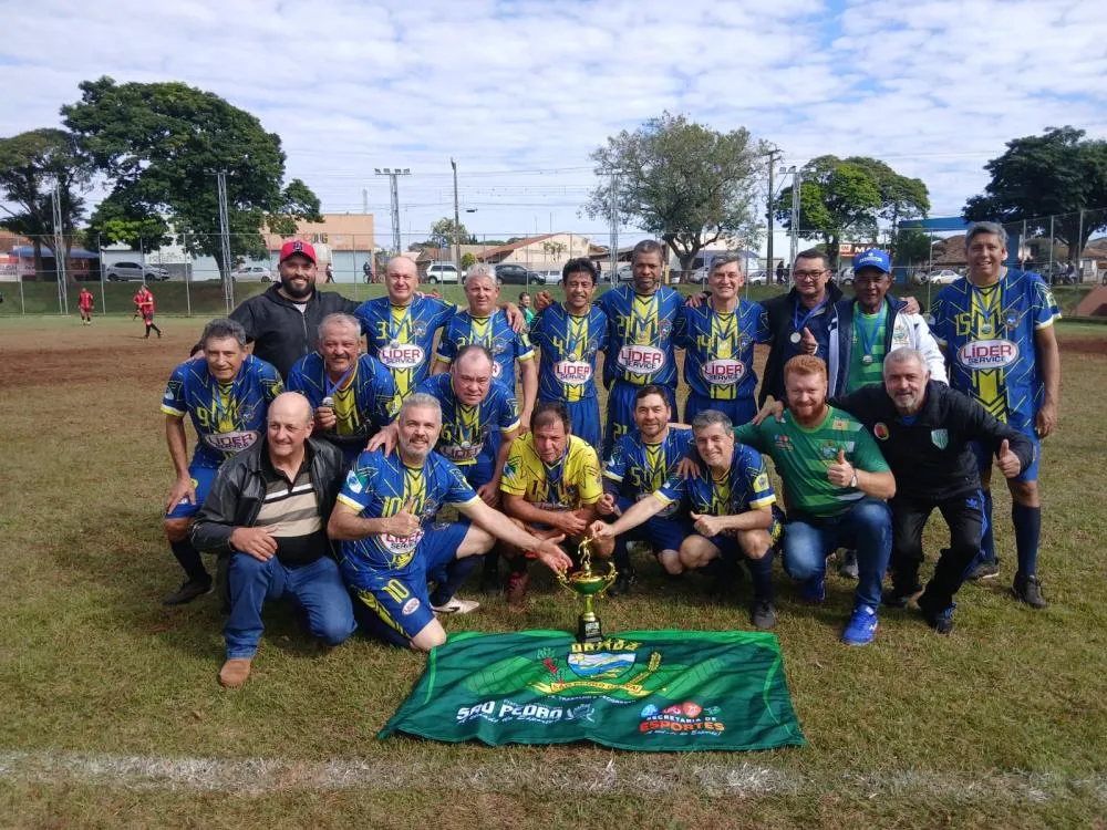 São Pedro do Ivaí dá show em campo, goleia Marilândia do Sul e conquista o título do futebol veterano 50+ nos Jogos Abertos de Marumbi