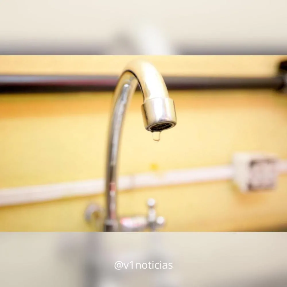 Rompimento de adutora afeta abastecimento de água em São João do Ivaí e Sanepar trabalha para normalizar sistema